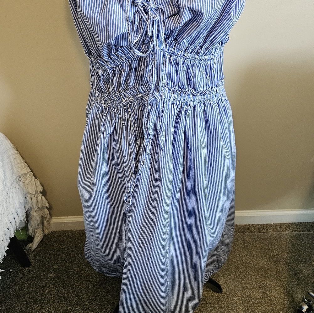 Free Asembley Blue and White Stripped Dress 100% Rayon Size Large. - Picture 8 of 16